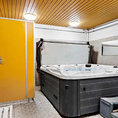 11 Bedroom Gorgeous In Thy בית נופש *